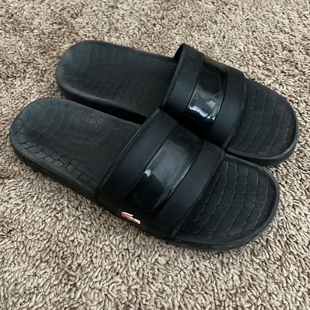 Lacoste Slides